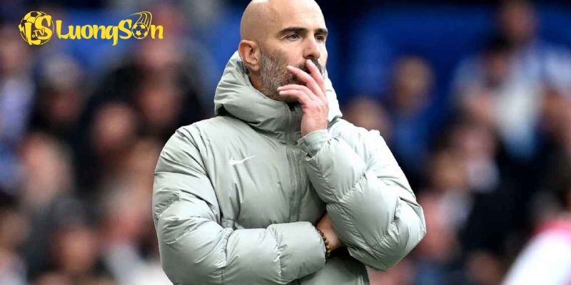 Arne Slot: Từ Thất Bại Đến Top HLV Xuất Sắc Thế Giới 2 Arne Slot phản công trước những chỉ trích vừa qua